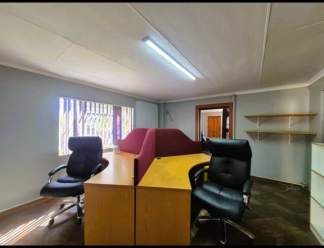 M² FACTORY FOR SALE IN SASOLBURG INDUSTRIAL ZONE 2